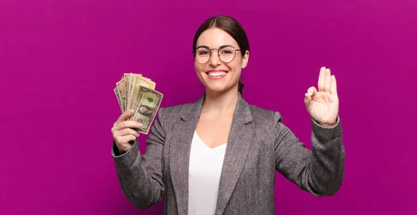 Joven Bonita Mujer Con Billetes Dólar —  Fotos de Stock