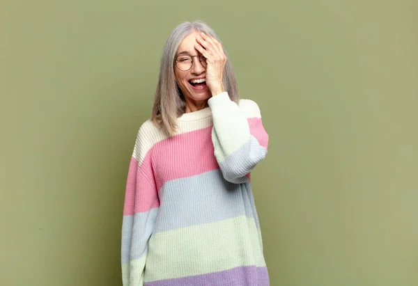 Senior Woman Laughing Slapping Forehead Saying Doh Forgot Stupid Mistake — Stock Photo, Image