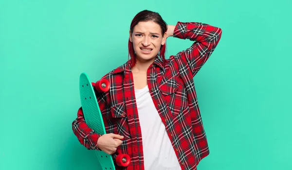 Ung Attraktiv Röd Hår Kvinna Känner Sig Stressad Orolig Orolig — Stockfoto