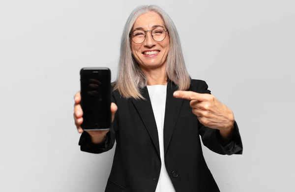 Senior Pretty Businesswoman Smart Phone — Stock Photo, Image