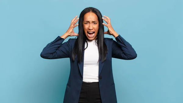 Young Black Woman Screaming Hands Air Feeling Furious Frustrated Stressed — Stok fotoğraf