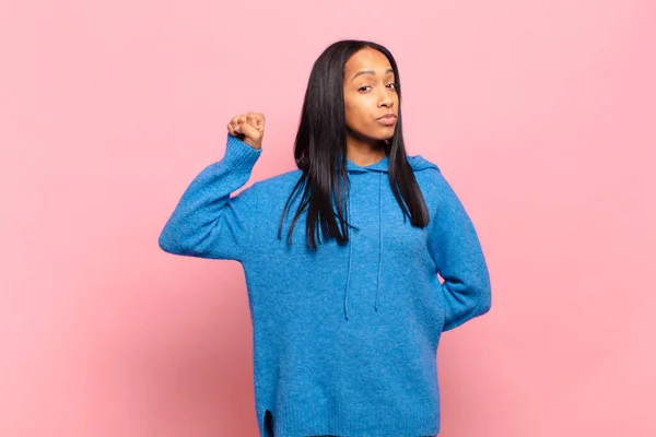 Young Black Woman Feeling Serious Strong Rebellious Raising Fist Protesting — Stok fotoğraf