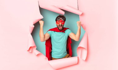 Çılgın süper kahraman adam.