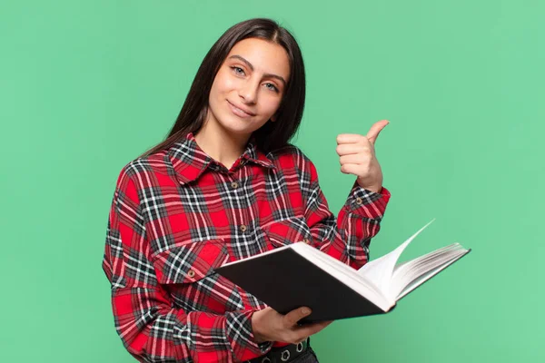 Jeune Jolie Adolescente Bon Geste Concept Étudiant — Photo