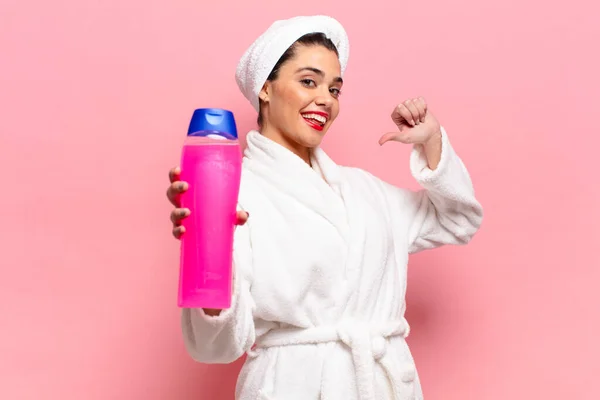 Young Pretty Hispanic Woman Proud Happy Expression Shower Products Concept — Stock Photo, Image