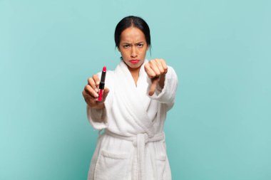 Amerikalı güzel bir kadın makyaj konsepti