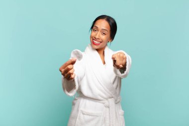 Amerikalı güzel bir kadın. puanlı jest makyaj konsepti