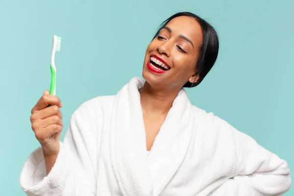 American Pretty Woman Happy Surprised Expression Toothbrush Concept — Stock Photo, Image