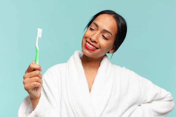 Amerikalı Güzel Bir Kadın Mutlu Şaşırmış Bir Ifade Diş Fırçası — Stok fotoğraf