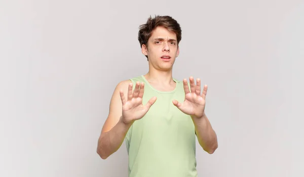 Young Boy Feeling Stupefied Scared Fearing Something Frightening Hands Open — Stock Photo, Image