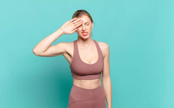 Young Blond Woman Looking Stressed Tired Frustrated Drying Sweat Forehead — 图库照片