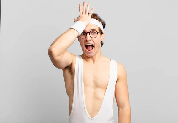 Humorous Sport Man Raising Palm Forehead Thinking Oops Making Stupid —  Fotos de Stock