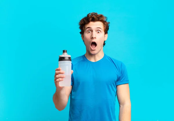 Sport Boy Looking Very Shocked Surprised Staring Open Mouth Saying — Stock Photo, Image