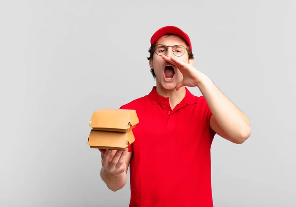 Hamburgery Dodávají Chlapci Pocit Štěstí Vzrušení Pozitivní Dává Velký Výkřik — Stock fotografie