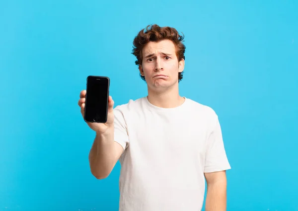 Junge Der Traurig Und Weinend Mit Einem Unglücklichen Blick Ist — Stockfoto