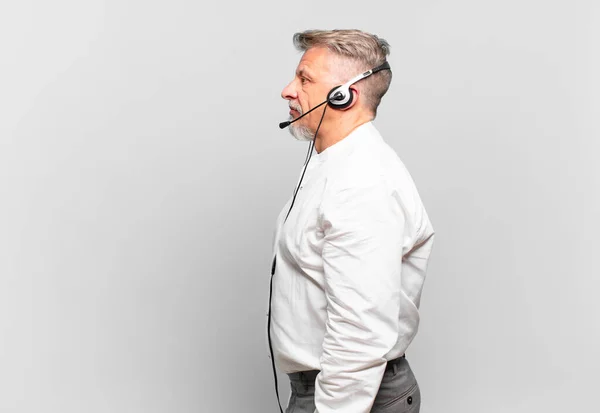 Senior Telemarketer Profile View Looking Copy Space Ahead Thinking Imagining — Stock Photo, Image