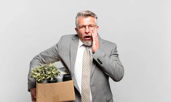 Retired Senior Businessman Feeling Shocked Scared Looking Terrified Open Mouth — Stock Photo, Image