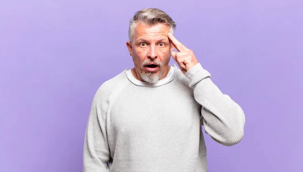 Old Senior Man Looking Surprised Open Mouthed Shocked Realizing New — Stockfoto