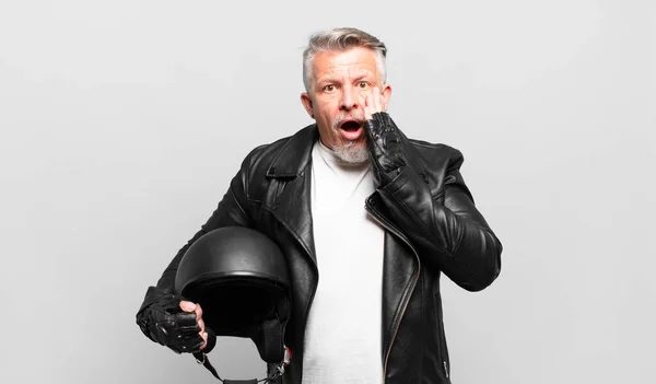 Senior Motorbike Rider Feeling Shocked Scared Looking Terrified Open Mouth — Stock Photo, Image