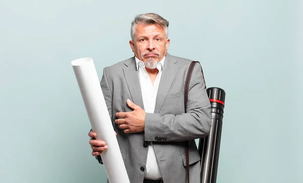 Senior Architect Shrugging Feeling Confused Uncertain Doubting Arms Crossed Puzzled — Stock Photo, Image