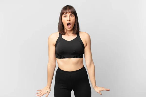 Athlete Woman Looking Very Shocked Surprised Staring Open Mouth Saying — Stock Photo, Image