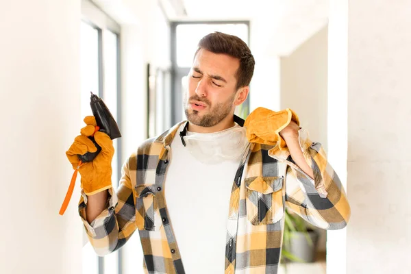 Tuttofare Sensazione Stress Ansioso Stanco Frustrato Tirando Collo Camicia Cercando — Foto Stock