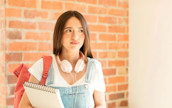 Zich Verdrietig Boos Boos Voelen Met Een Negatieve Houding Naar — Stockfoto