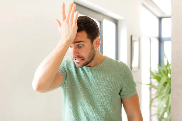 Handsome Man Raising Palm Forehead Thinking Oops Making Stupid Mistake — 스톡 사진