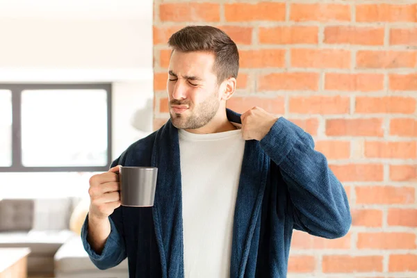 Schöner Mann Fühlt Sich Gestresst Ängstlich Müde Und Frustriert Zieht — Stockfoto