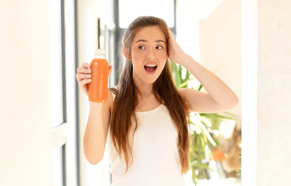 Pretty Woman Feeling Happy Excited Surprised Looking Side Both Hands — Stock Photo, Image