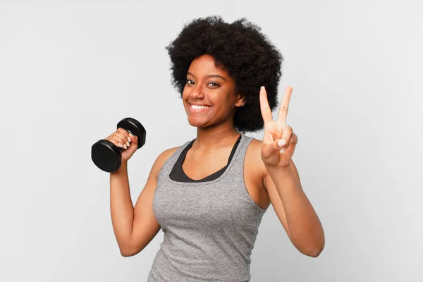 Noir Afro Fitness Femme Avec Haltère — Photo