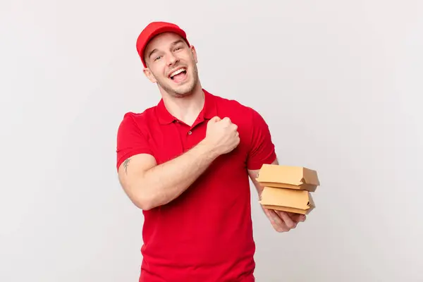 Sentirse Feliz Positivo Exitoso Motivado Cuando Enfrenta Desafío Celebra Buenos — Foto de Stock