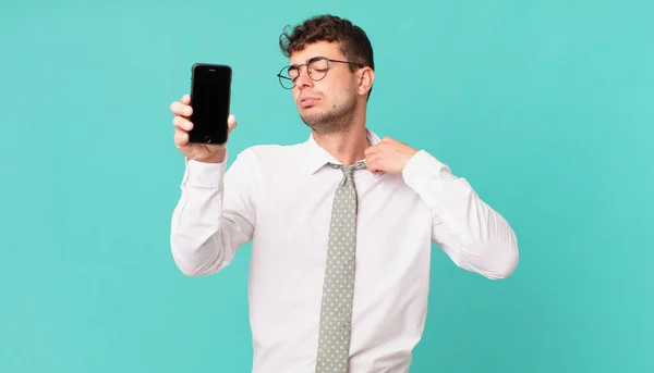 Negocio Con Smartphone Sintiéndose Estresado Ansioso Cansado Frustrado Tirando Del —  Fotos de Stock