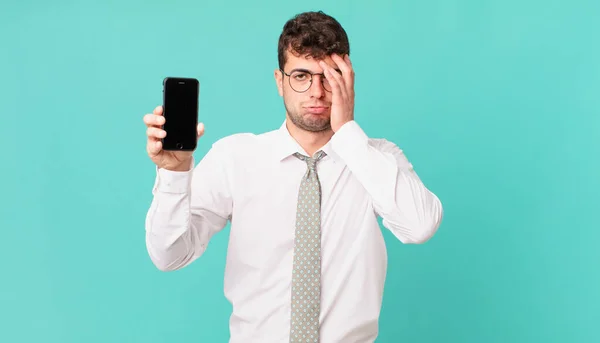 Negocio Con Teléfono Inteligente Sentirse Aburrido Frustrado Soñoliento Después Una — Foto de Stock