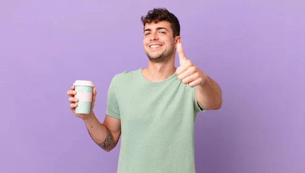 Hombre Con Café Sentirse Orgulloso Despreocupado Seguro Feliz Sonriendo Positivamente —  Fotos de Stock