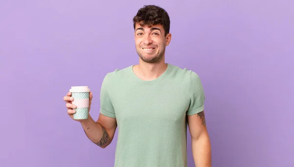 Homem Com Café Parecendo Confuso Confuso Mordendo Lábio Com Gesto — Fotografia de Stock