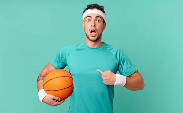 Fitness Man Looking Shocked Surprised Mouth Wide Open Pointing Self — Stock Photo, Image