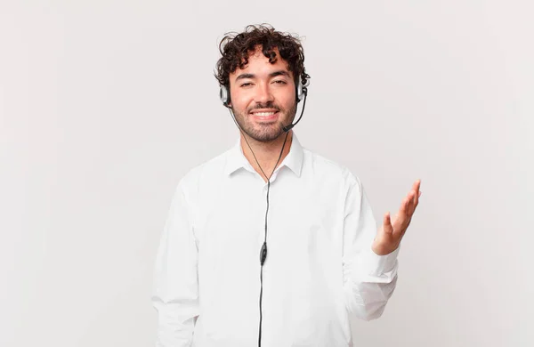 Telemarketer Feeling Happy Surprised Cheerful Smiling Positive Attitude Realizing Solution — Stock Photo, Image