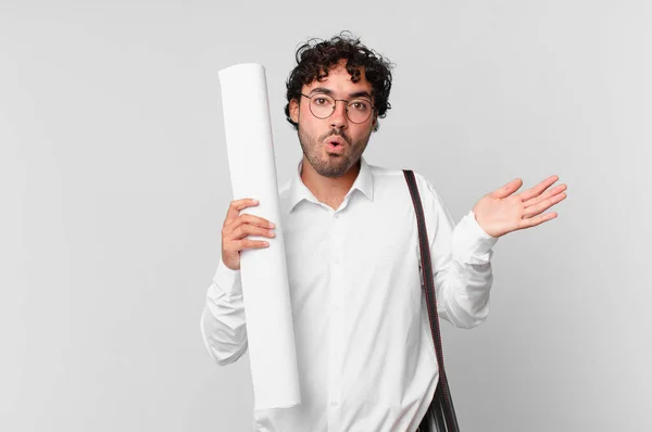 Architect Looking Surprised Shocked Jaw Dropped Holding Object Open Hand — Stock Photo, Image