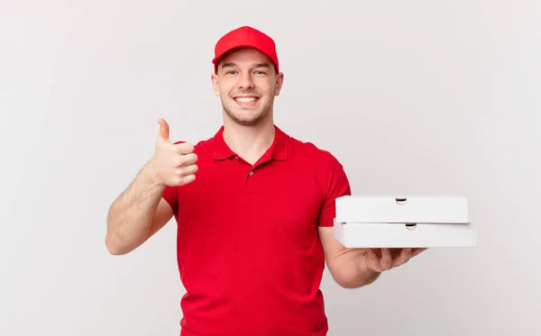 Pizza Entregar Homem Sentindo Orgulhoso Despreocupado Confiante Feliz Sorrindo Positivamente — Fotografia de Stock