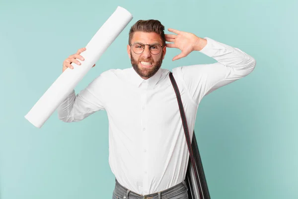 Joven Hombre Guapo Sentirse Estresado Ansioso Asustado Con Las Manos — Foto de Stock