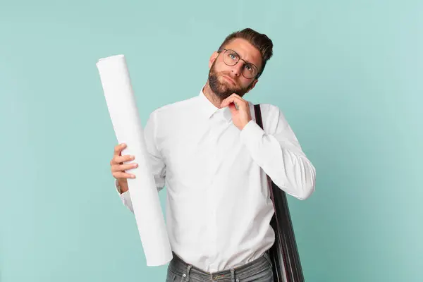 Jovem Homem Bonito Pensando Sentindo Duvidoso Confuso Conceito Arquiteto — Fotografia de Stock