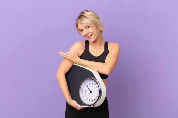 Young Pretty Woman Smiling Cheerfully Feeling Happy Showing Concept Diet — Foto Stock