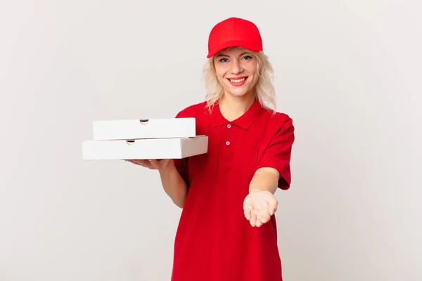 Young Pretty Woman Smiling Happily Friendly Offering Showing Concept Pizza — Stok fotoğraf