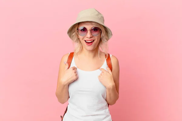 Young Pretty Woman Feeling Happy Pointing Self Excited Summer Tourist — Stockfoto