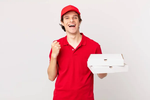 Pizza Deliver Man Feeling Shocked Laughing Celebrating Success — Stockfoto