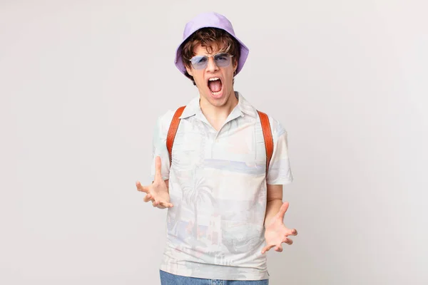 Young Traveller Tourist Man Looking Angry Annoyed Frustrated — Stock Photo, Image