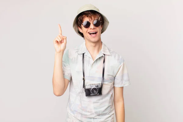 Young Traveller Tourist Man Feeling Happy Excited Genius Realizing Idea — Stock Photo, Image