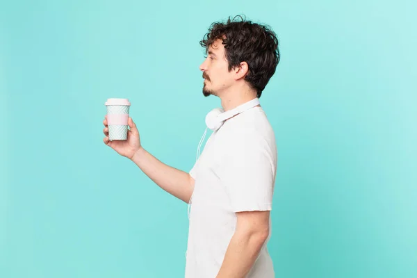 Jeune Homme Avec Café Sur Vue Profil Penser Imaginer Rêver — Photo