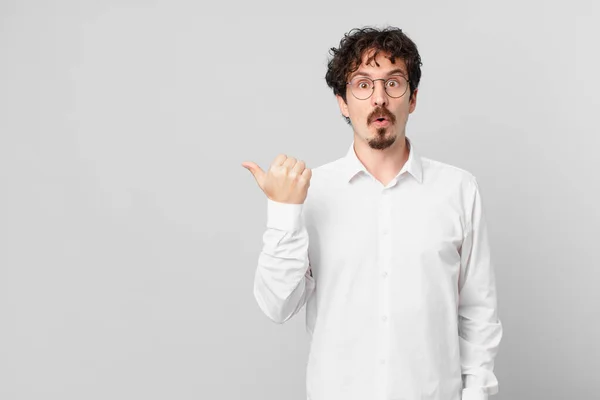 Young Handsome Man Looking Astonished Disbelief — Stock Photo, Image